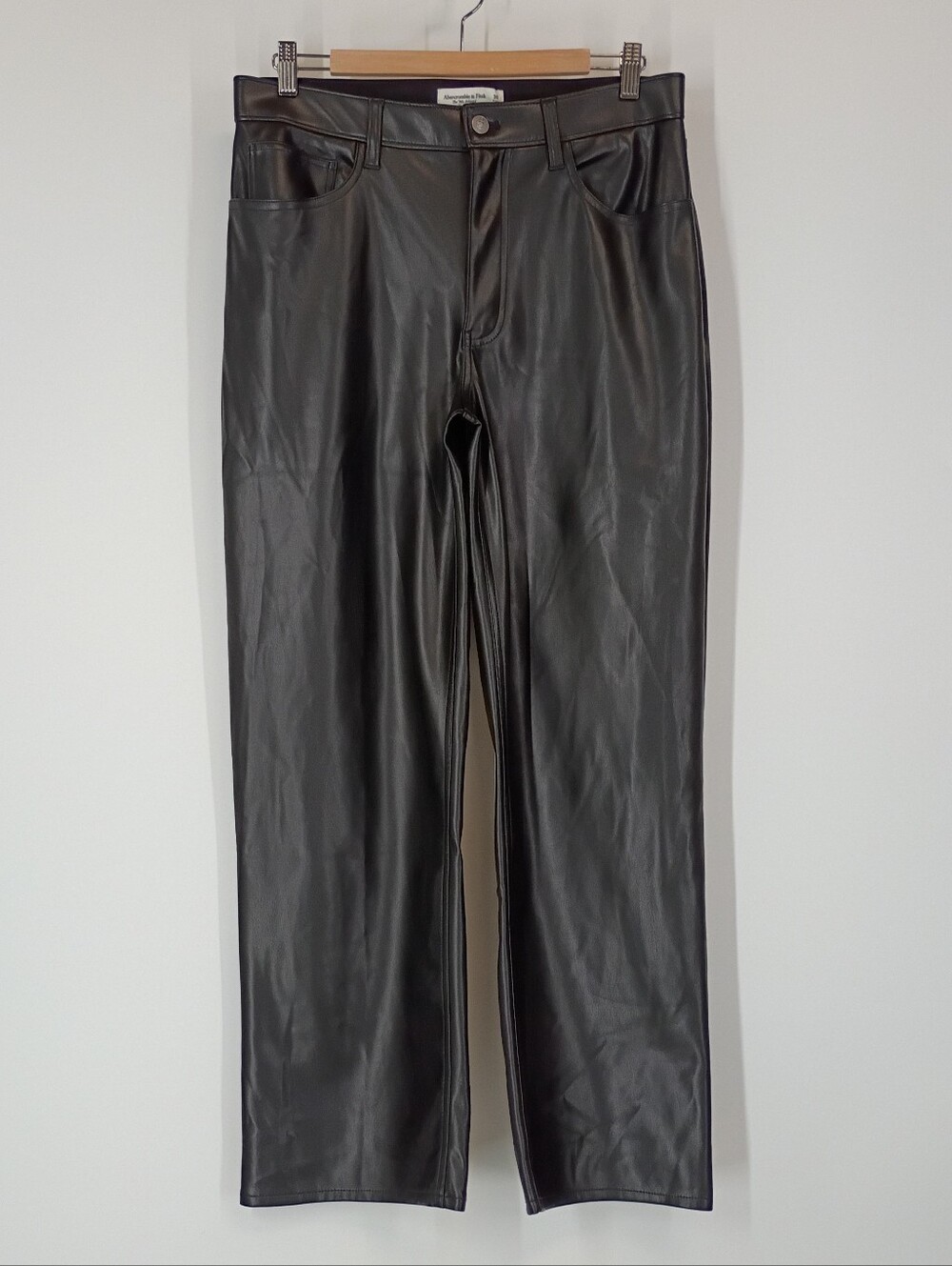 Abercrombie & Fitch The 90s Relaxed High Rise Faux Leather Pants